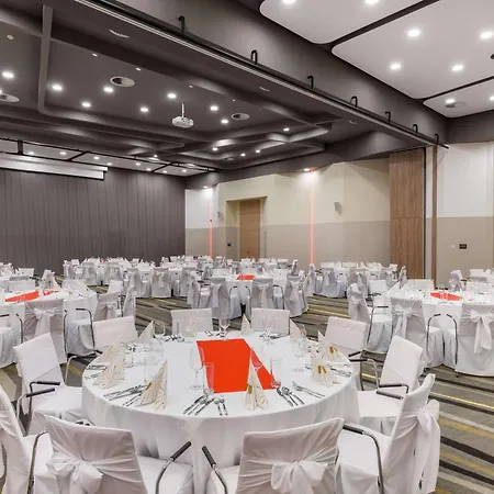 호텔 Park By Radisson & 4*