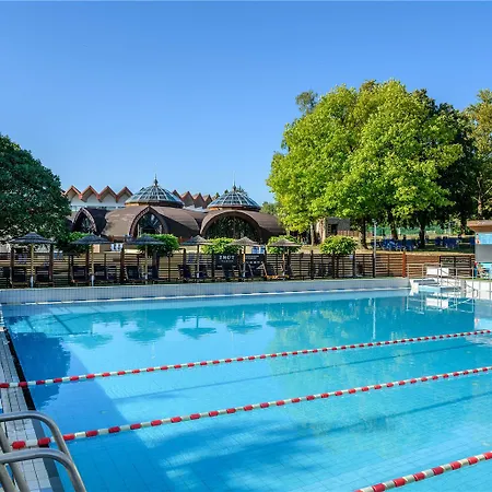 Park By Radisson & Szálloda 4*