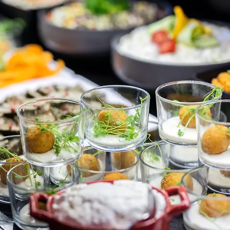 Park By Radisson & Hotel