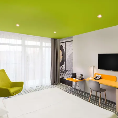 Park By Radisson & 4*