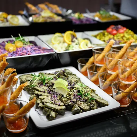 酒店 Park By Radisson & 4*